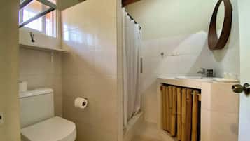 Shower, towels
