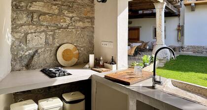 Vila Kobdilj 1835 - Unique Stay in Karst