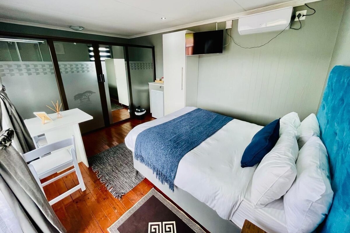 Comfort-chalet, näköala lomakeskukseen | Kannettavalle tietokoneelle sopiva työtila, ilmainen Wi-Fi