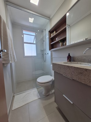 Superior-Apartment, Stadtblick | Badezimmer