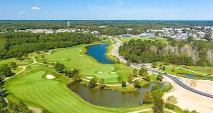 Modern Bayside Retreat - Golf, Pools, Pickleball & Beaches