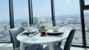 Dining - Panoramic City View / Nearby Top Attractions F271O (Seef)