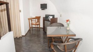 Phòng đôi Superior, sân hiên, quang cảnh vườn | Khu ăn uống