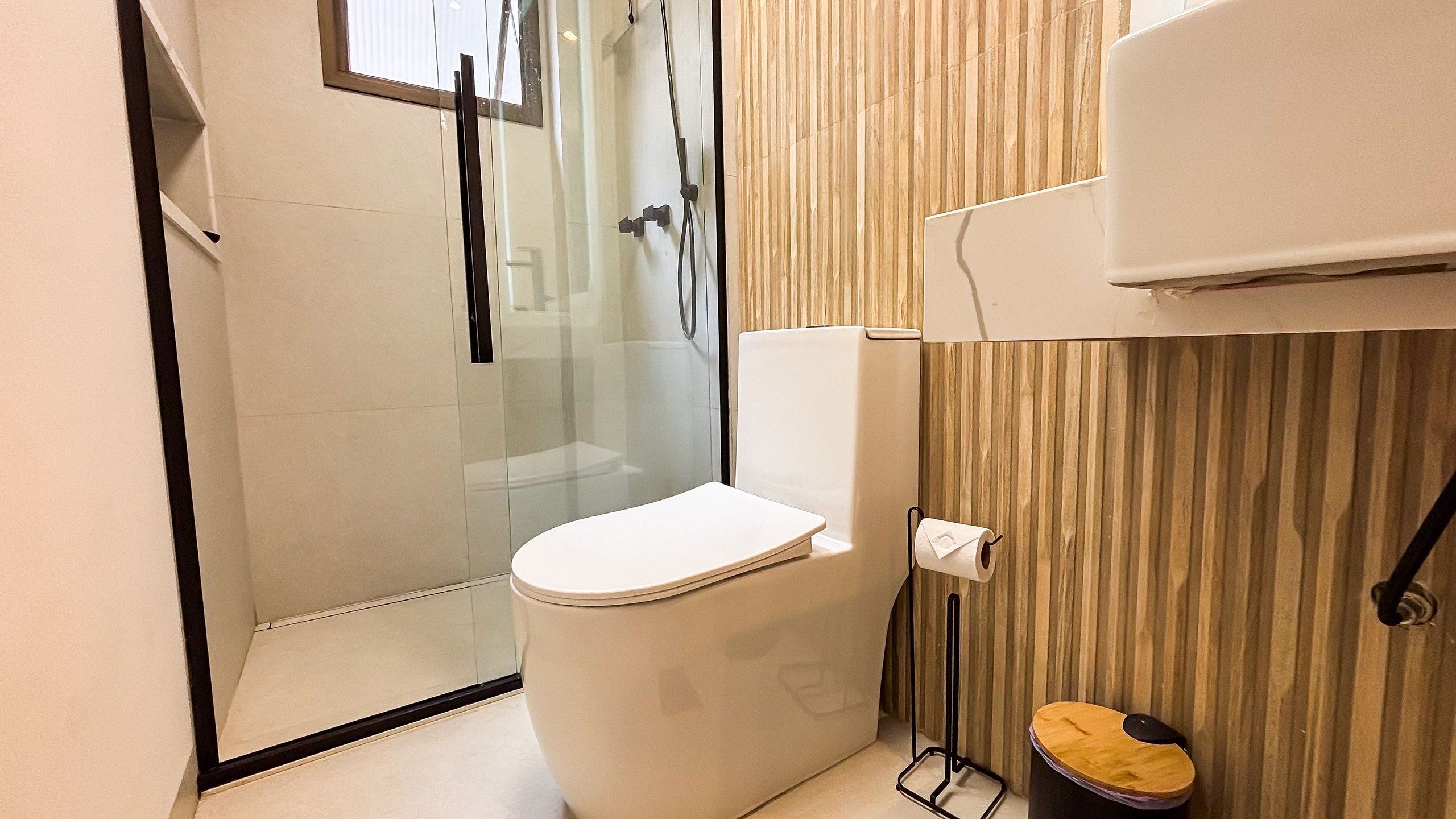 Comfort Apartment | Bathroom