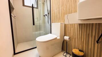 Comfort Apartment | Bathroom