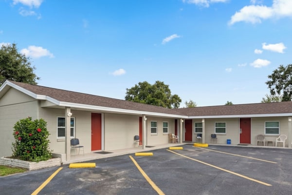 Siesta Motel Lakeland Fl - Plant City, FL