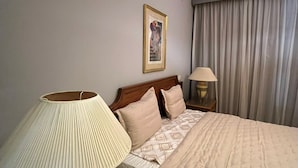 Room - Gorgeous 5-bedroom home with pool and garden in 6th of October, Giza district. (Giza Governorate)