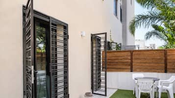 Apartment, 1 Schlafzimmer, Raucher | Speisen im Freien