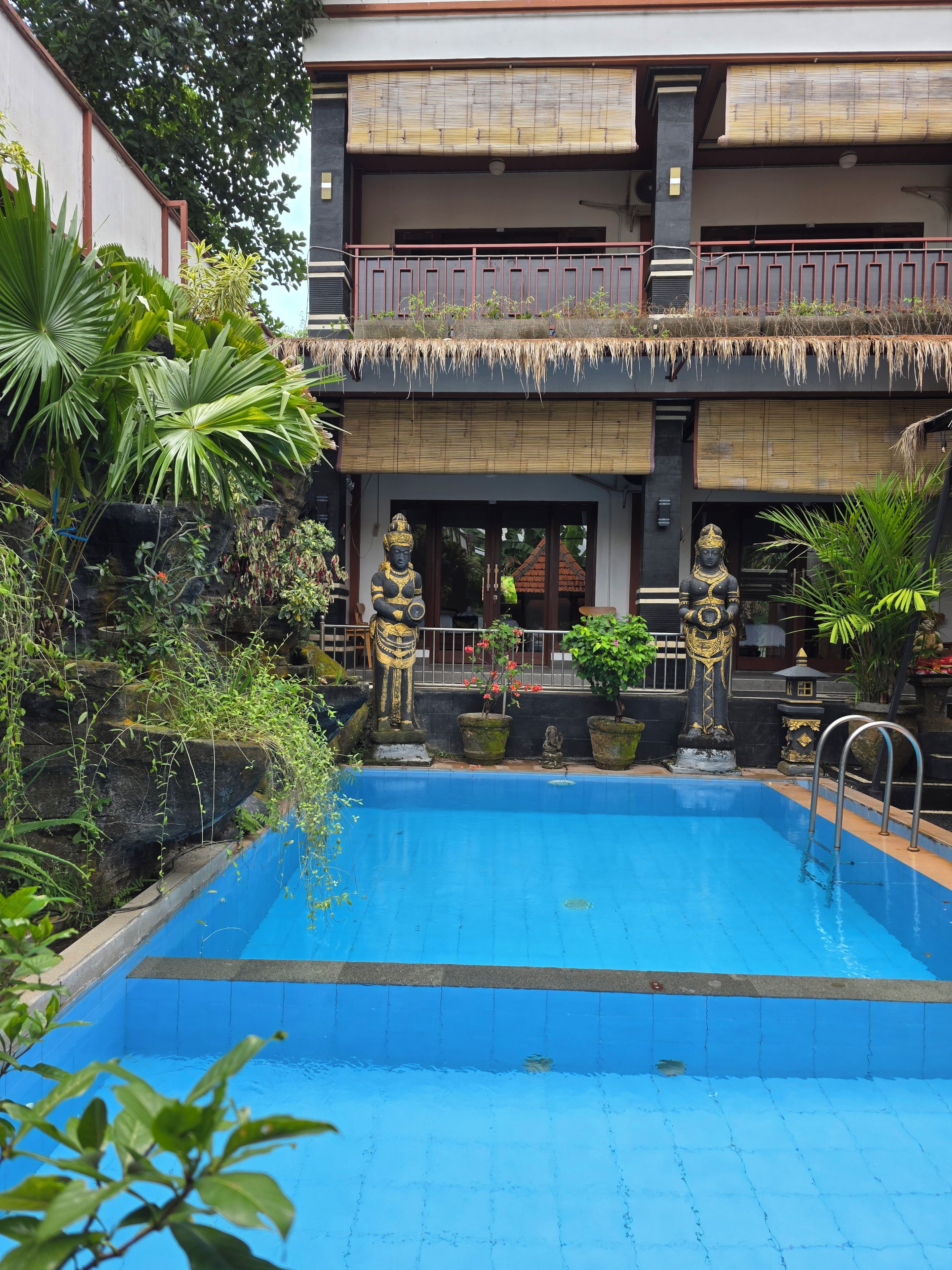 Una piscina techada