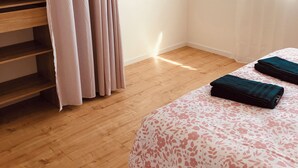 Room - Vrbo Property (Beire le Chatel)