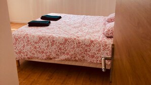 Room - Vrbo Property (Beire le Chatel)