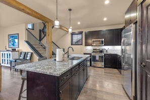 Interior - NEW! The Alders - Walk 2 Ski, Hot Tub, Fireplace (Dillon)
