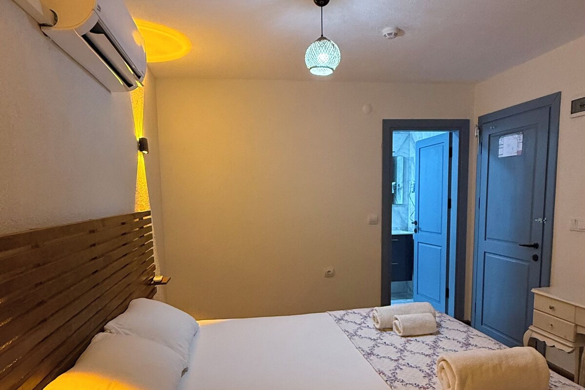Habitación estándar, vistas a la ciudad | Wifi gratis
