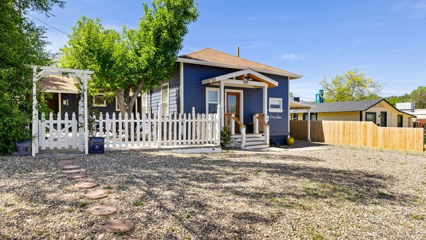 Exterior - The Aubrey House!  One Block from Downtown Prescott (Prescott)