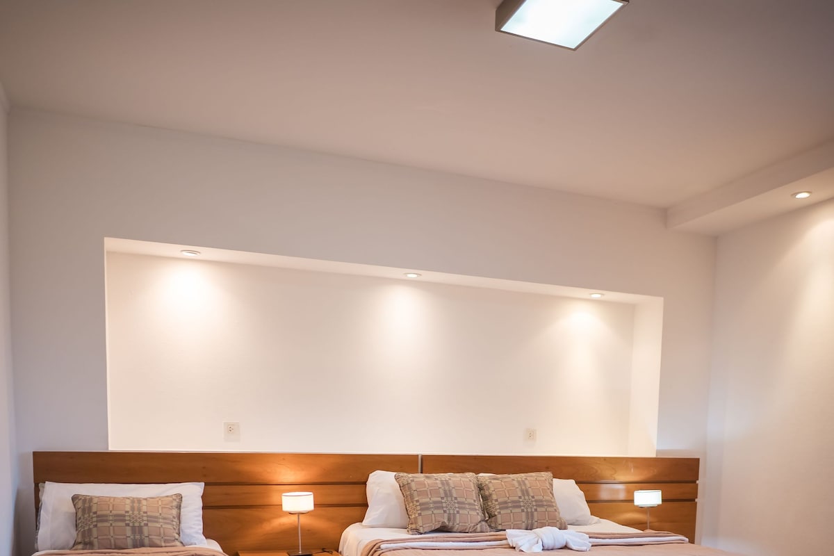 Classic Apartment, Park View | Iron/ironing board, free WiFi