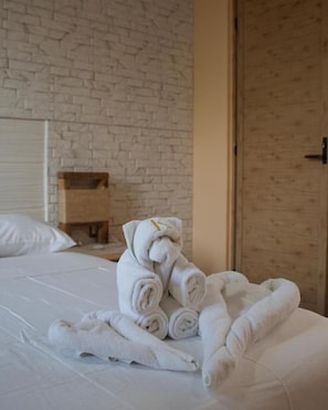 WiFi (free), bed sheets - Kasa Jaguar (Mazunte)