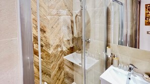 Bathroom - Vrbo Property (sousse)