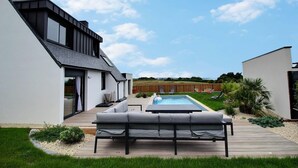 Pool - Vrbo Property (PORDIC)