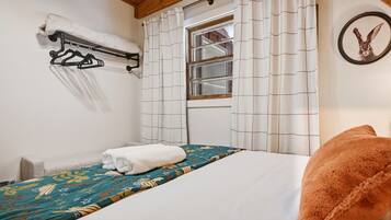 Desk, iron/ironing board, travel crib, WiFi