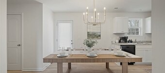 Large Spacious Home: Close to Hyco and Mayo Lake