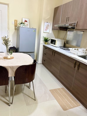 Private kitchen - KLCC Studio | 10-Min Walk to Petronas Twin Towers (Kuala Lumpur)