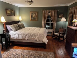 Room - 1781 Country Estate • 55 Private Acres • Inn-Style Hospitality (Greenwich)