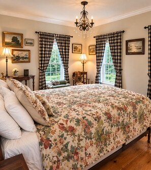 Room - 1781 Country Estate • 55 Private Acres • Inn-Style Hospitality (Greenwich)