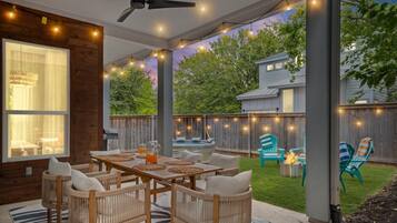 7215 Meador-29