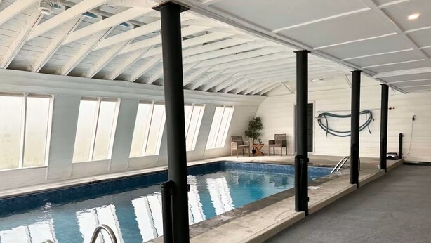 Indoor pool - The Old Farmhouse | Private Indoor Pool (Round Island)