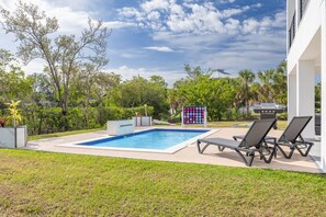 Pool - Waterfront Pool Oasis (Port Richey)