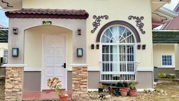 Standard Apartment, Garden View | Exterior