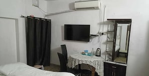 Unclassified image, 3 of 15, button - Sukoon E Bahar Motel (Balrampur)