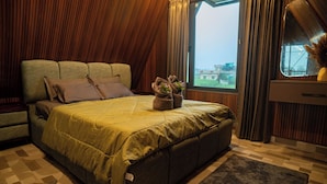 WiFi (free) - The Luxe A-Frame Villa Pool Forest View (Lachhiwala Range)