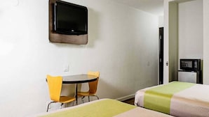 WiFi (無料)