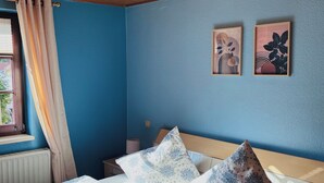 Room - Vrbo Property (Treffurt)