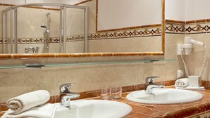 Bathroom - Apartment in Dorfgastein with swimming pool (Dorfgastein)