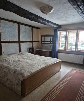 Untagged - in the half-timbered house (Quedlinburg)