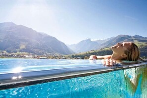 Pool - Holiday apartment with 1 bedroom (Kaprun)