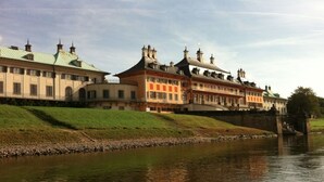 Esterni