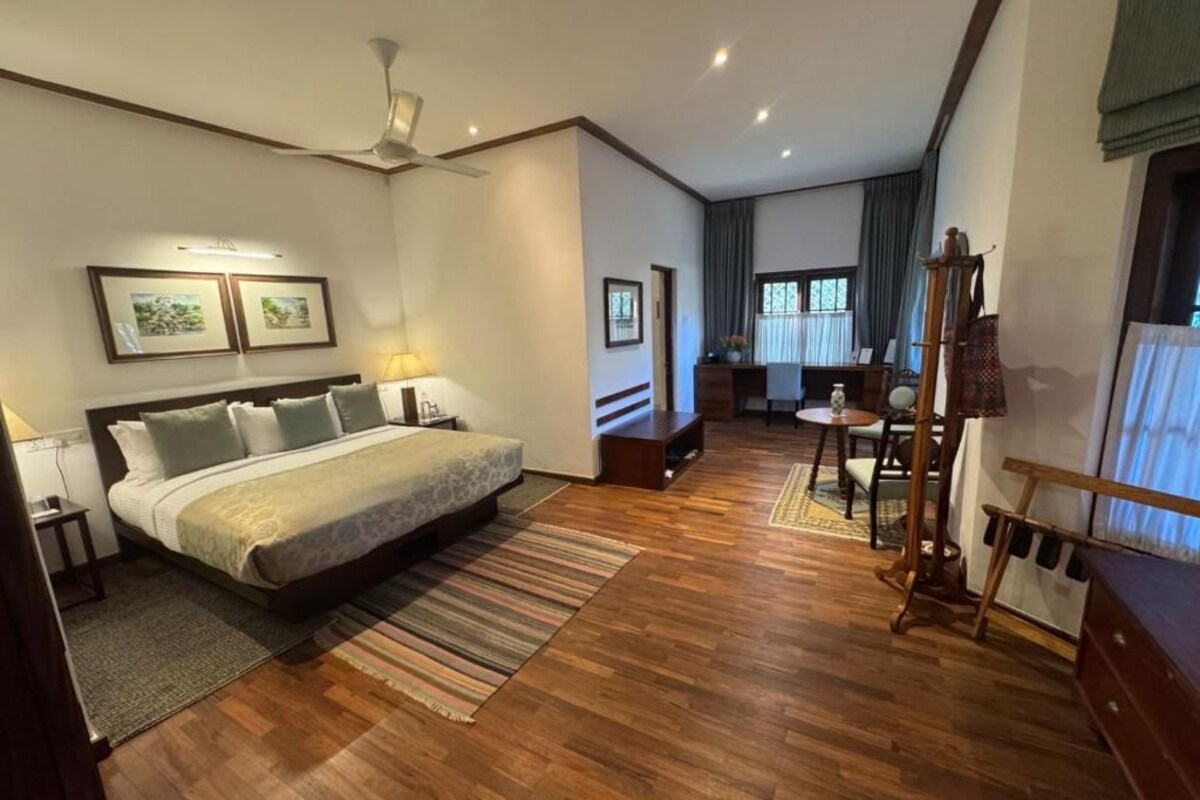 Deluxe Twin Room, Patio, Garden View | In-room safe, iron/ironing board, free WiFi