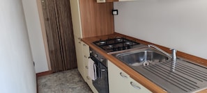 Private kitchen - Vrbo Property (Milano)