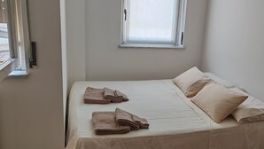 Room - Vrbo Property (Milano)