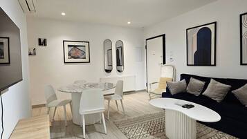 Appartement, 2 chambres, fumeur | Salle à manger