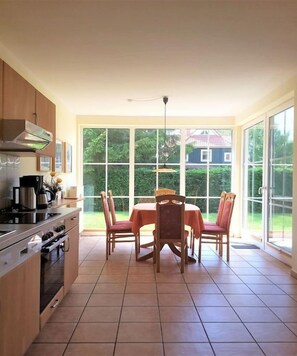 Untagged - Holiday apartment with 2 bedrooms (Ostseebad Prerow)
