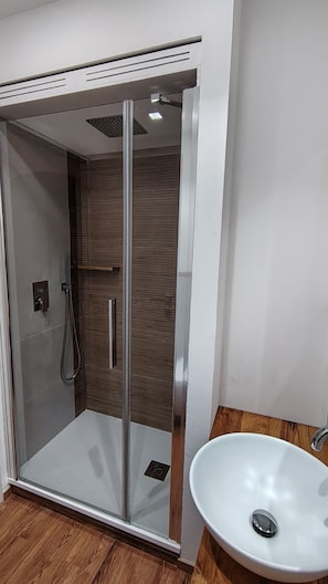 Bathroom - Vrbo Property (Alghero)