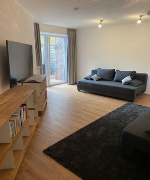 Untagged - Holiday apartment with 2 bedrooms (Hooksiel)
