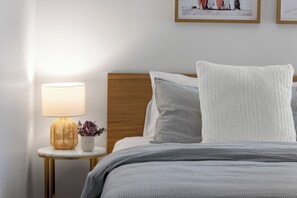 Room - 1-Min Walk to Beach | Modern Coastal Escape (Mudjimba)