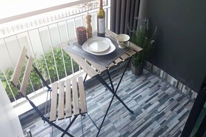 Dining - Jk Living Hotel And Service Apartment (Chachoengsao)