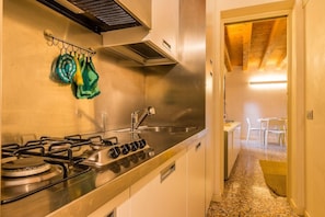 Private kitchen - Rialto Mercato a Family Like at Home (Venice)