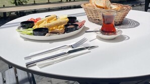 Buiten dineren
